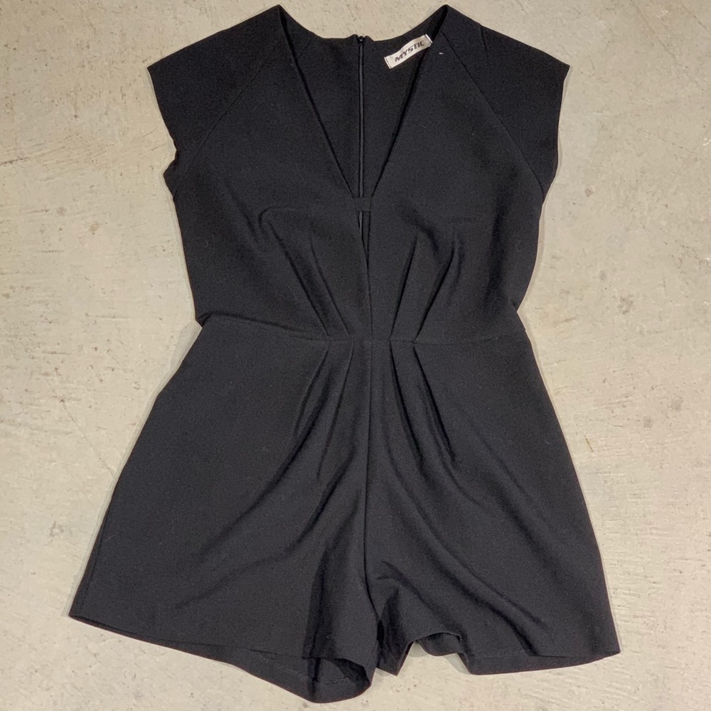 NWOT Mystic Navy Faux Wrap Romper M